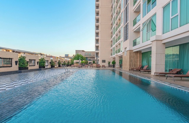 City Garden Tower by Pattaya Holiday