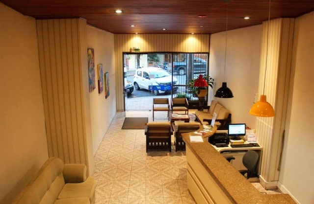 City Hotel