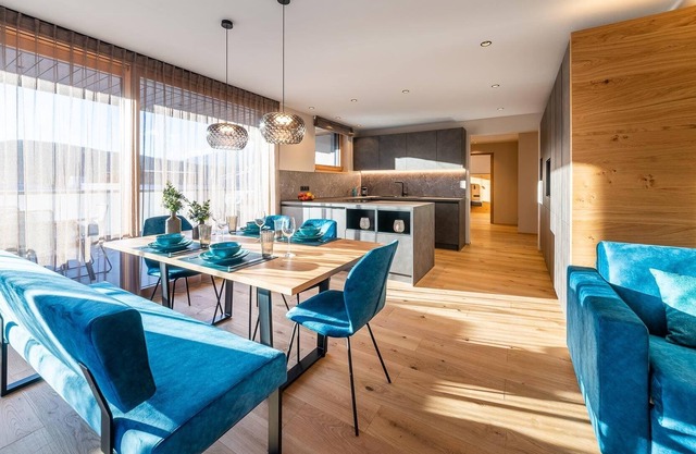 City Loft Family with whirlpool in the city center, skiing and hiking fun guaranteed.