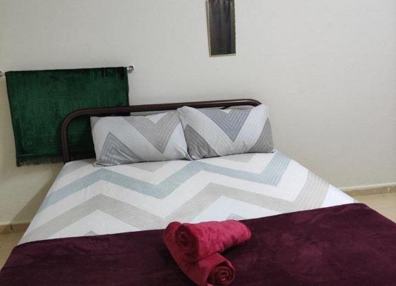 CiTY Roomstay Budget Middle Kuala Terengganu 1queen bed