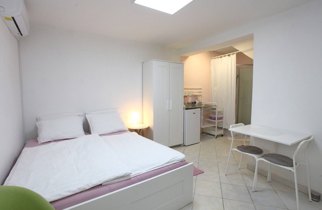 City Studio Apartment