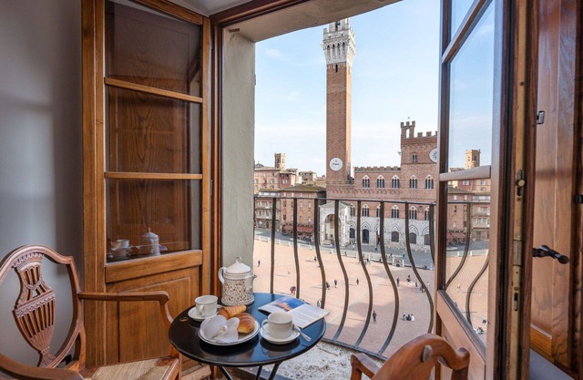 City /Village Apartment in Siena with 1 bedrooms sleeps 2