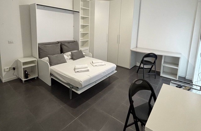 Citylife Nest - One Bedroom Apartment, Sleeps 2