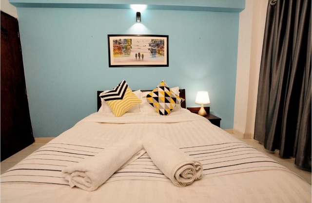 CityLights - Notting Hill Crown Collection Gulshan