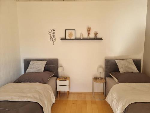 Citynahe gemütliche Wohnung mit 5 Schlafzimmern