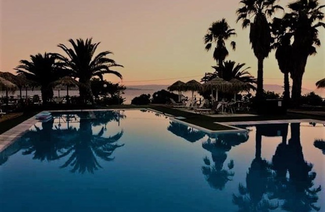 Clara Resort