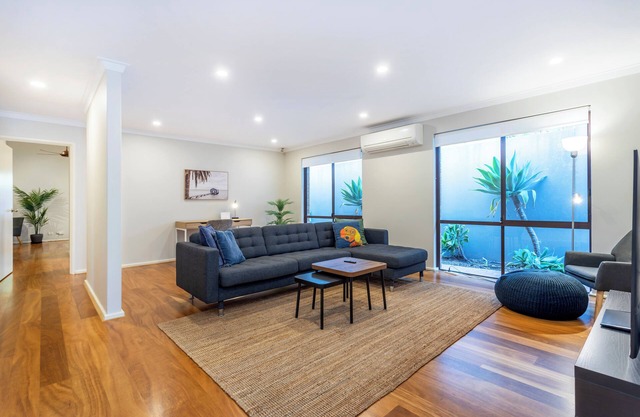Claremont Calmness - Executive Escapes