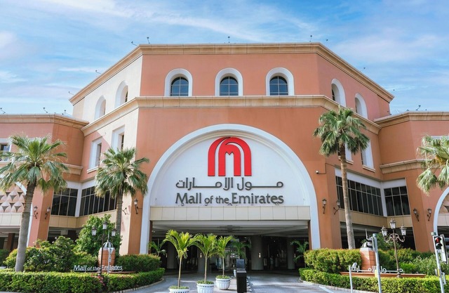 Classic 2 Bedroom Apartment with Balcony Near Mall Of Emirates