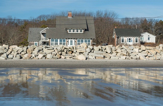 Classic Beautiful Maine Beach House with Spectacular Ocean Views