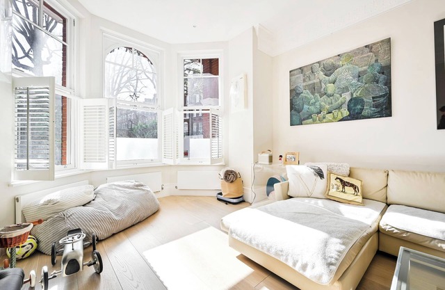 Classic London: Three bedroom Family Home with Private Garden Space.