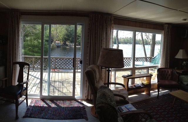 Classic Muskoka Family Cottage - Less Than 2 hrs From Toronto