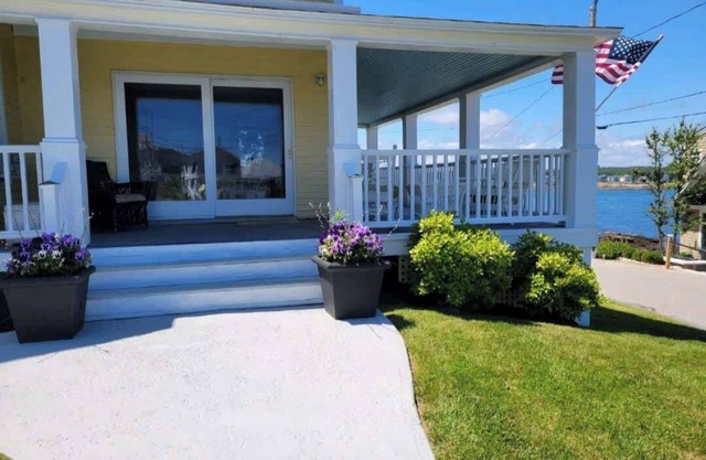 Classic ocean front cottage