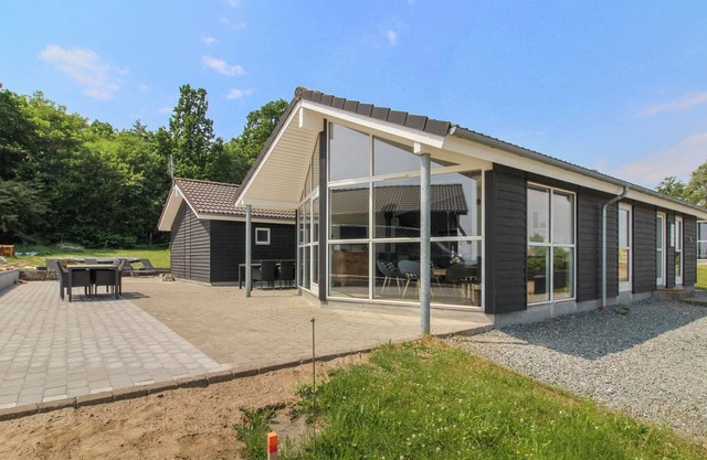 "Clea" - 200m from the sea by Interhome