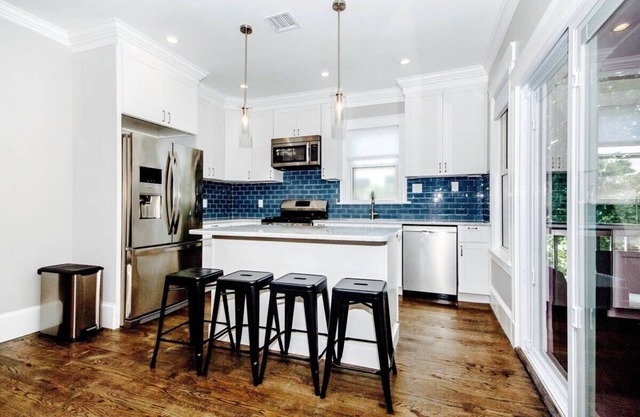 Clean, Contemporary Duplex | Sleeps 20