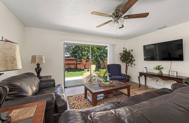 Clean & Cozy, near USSSA, Viera and Beaches!