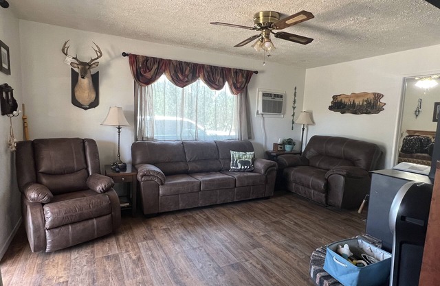 Clean, Private, Pet-friendly Family Getaway