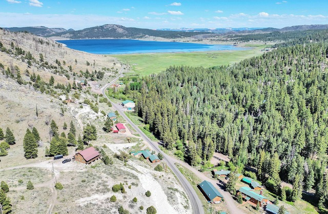 Clear Creek Place, one level can in Panguitch Lake, UT