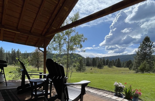 Clearwater Ranch Cabin. Peaceful & Private Mountain Cabin convenient off Hwy 200