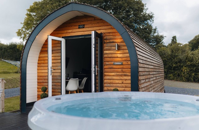 Cleddau - Glamping Pod with Hot Tub Sleeping up to 4 Guests