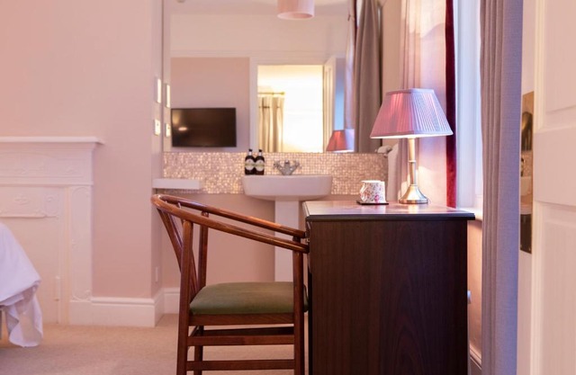 Cleeve Hill Hotel