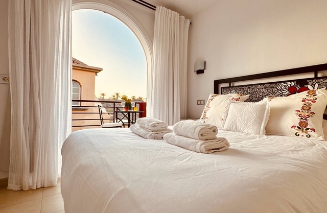 Click & Guest - Maspalomas Dunes Whisper