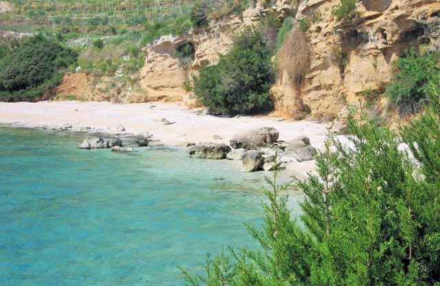 Cliff-top Two Bedroom Beachfront Old Stone Villa Among Vineyards!