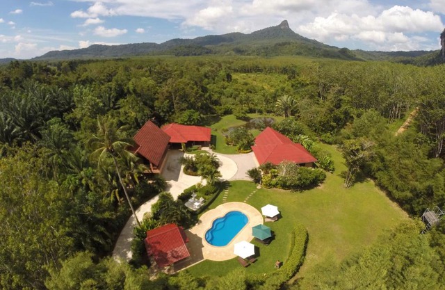 Cliffside Lagoon Villa