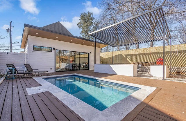 Close to Downtown, Stylish, Pool - Avante-Garde
