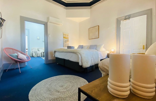 ✔️Close to EVERYTHING - Sprawling Port of Echuca Residence - 9 Guests