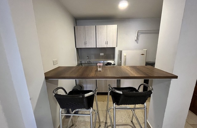 Close to la 70 Laureles