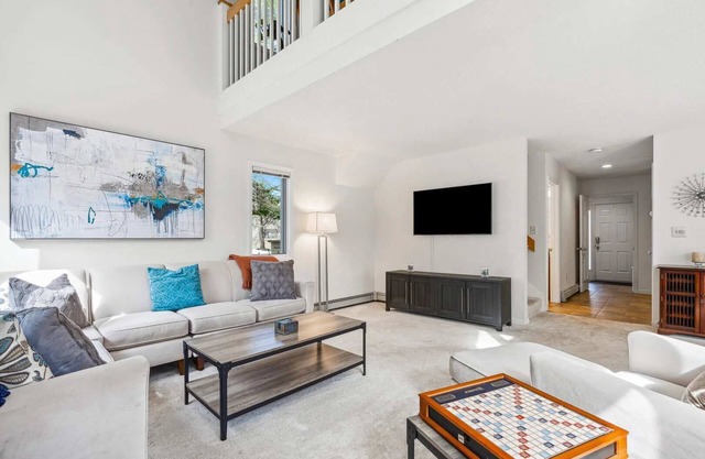 Close to Lake & Golf & Pool - Newton Village 2A