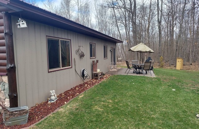 Close to soo line trail and Mille Lacs lake and many other small lakes
