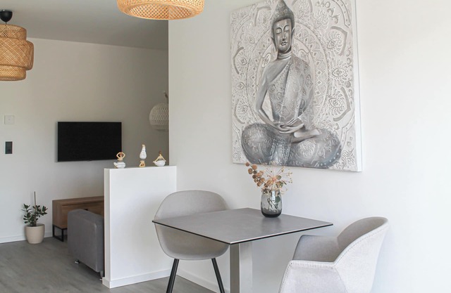 Close to the city center, with balcony, parking space and charging station