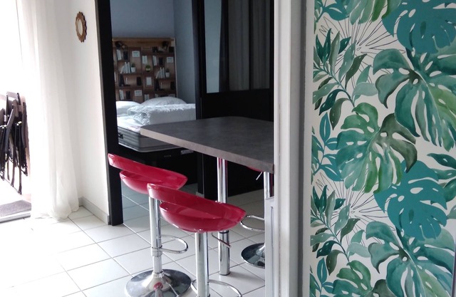 Close to the large beach of Morgat
