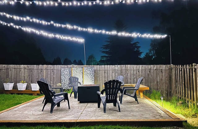 Closest to town Steps to Wine/Food Fire-Pit Deck BBQ Fast Wifi