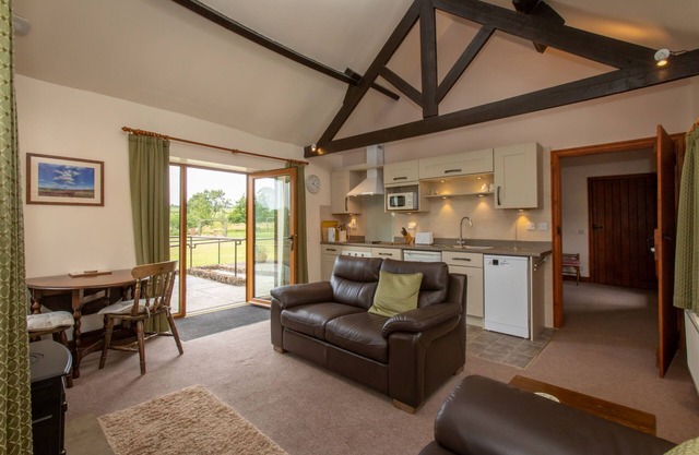 Cloth Fair Cottage - Quaint 1 bedroomed Cottage