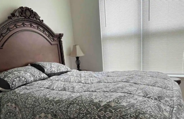 CLT University studios apt