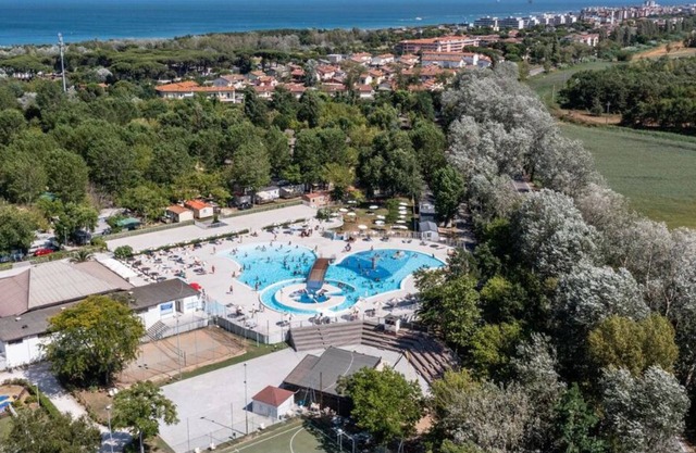 Club Del Sole Adriano Family Collection
