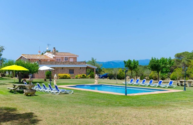 Club Villamar - Wonderful villa in a quiet suburb of Lloret de Mar with large private pool (70m2)