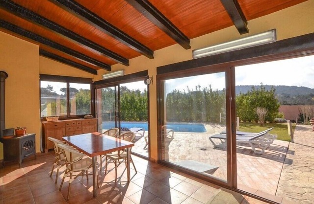 Club Villamar - Beautiful spacious holiday house with private pool,nice garden and adapted for di.