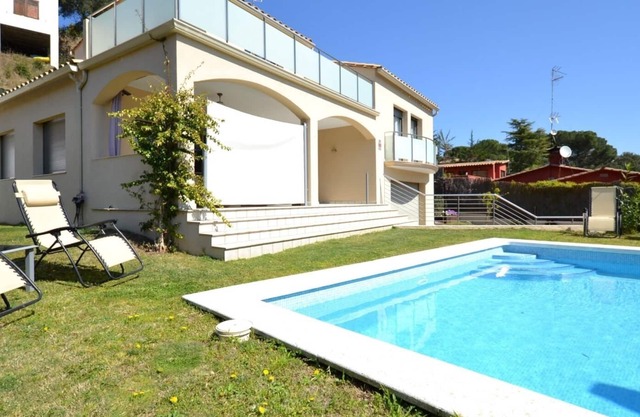 Club Villamar - Fantastic house with private pool and beautiful garden has terraces and wifi