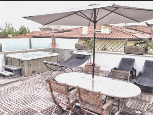 CN004 - Cesenatico, nuovo attico con terrazza e vasca idromassaggio