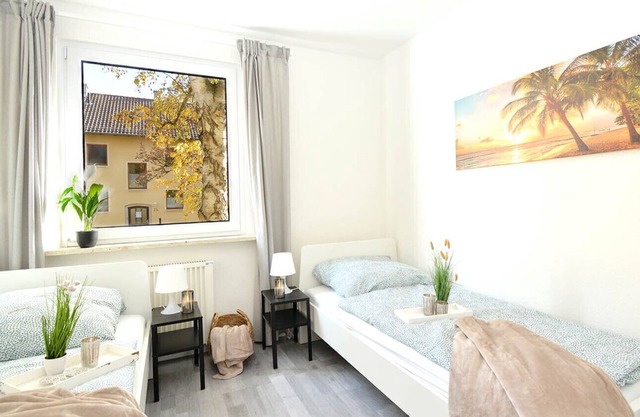 Co06 - Schöne Ferienwohnung mit Balkon in Coburg, 70qm, 3 Zimmer, Max. 6 Personen