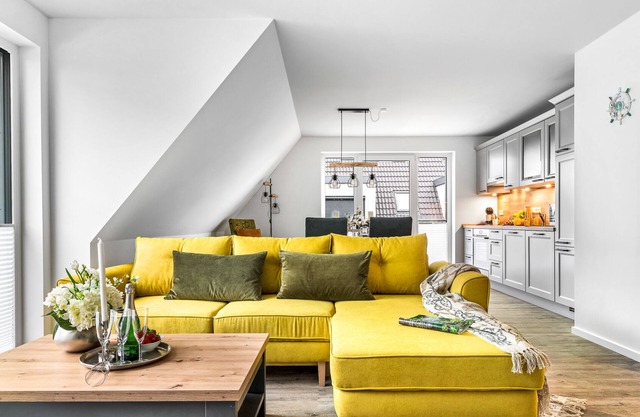 Coast 8 - 2 bedrooms, shower room, balcony, stylishly furnished