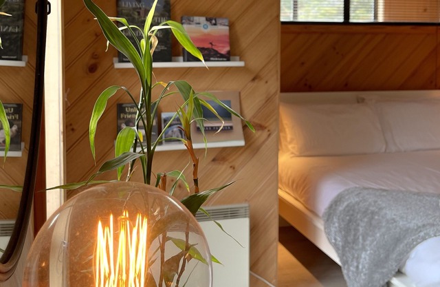 Coastal apartment! Close to shops, beaches and the national park.