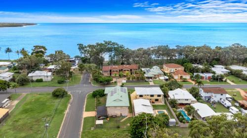 Coastal Bliss - 3 Beds Holiday House