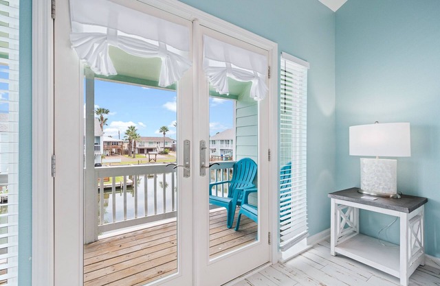 Coastal Bliss | Private Boat Slip + Pool Access!