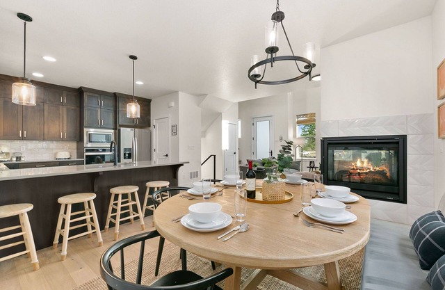 Coastal Chic Home near New Belgium & Old Town FC