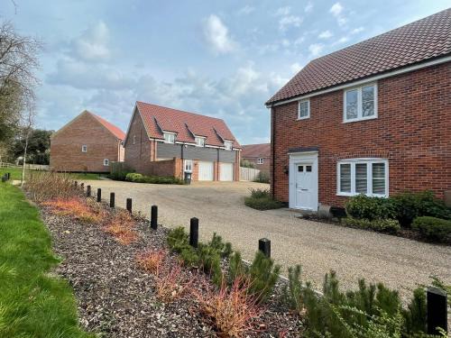 Coastal Escape Suffolk, Aldeburgh, Thorpness - Three Bed Home