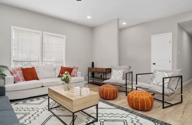 Coastal Gem: Chic Corpus Retreat